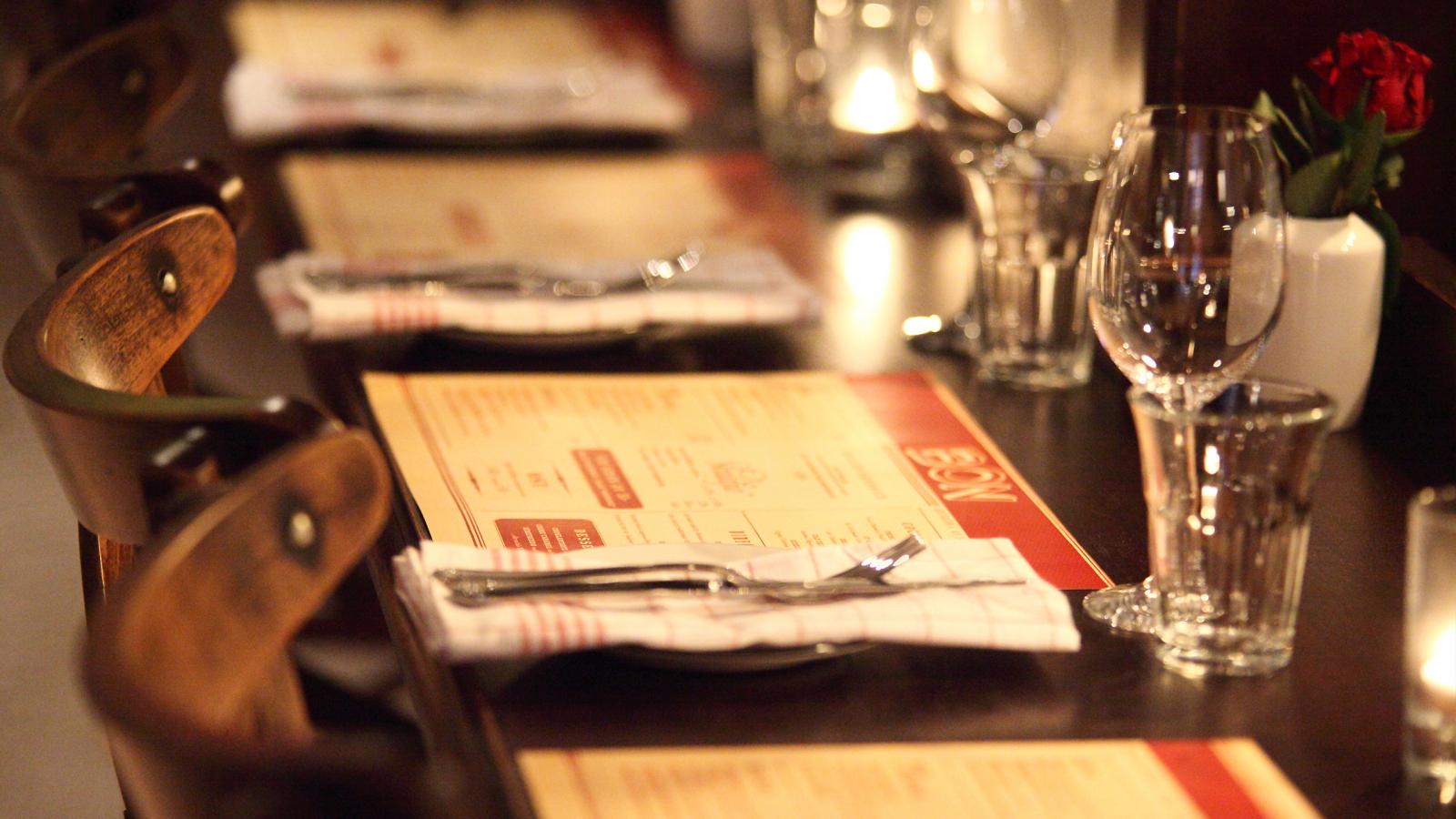 Bon_Stylt_Table